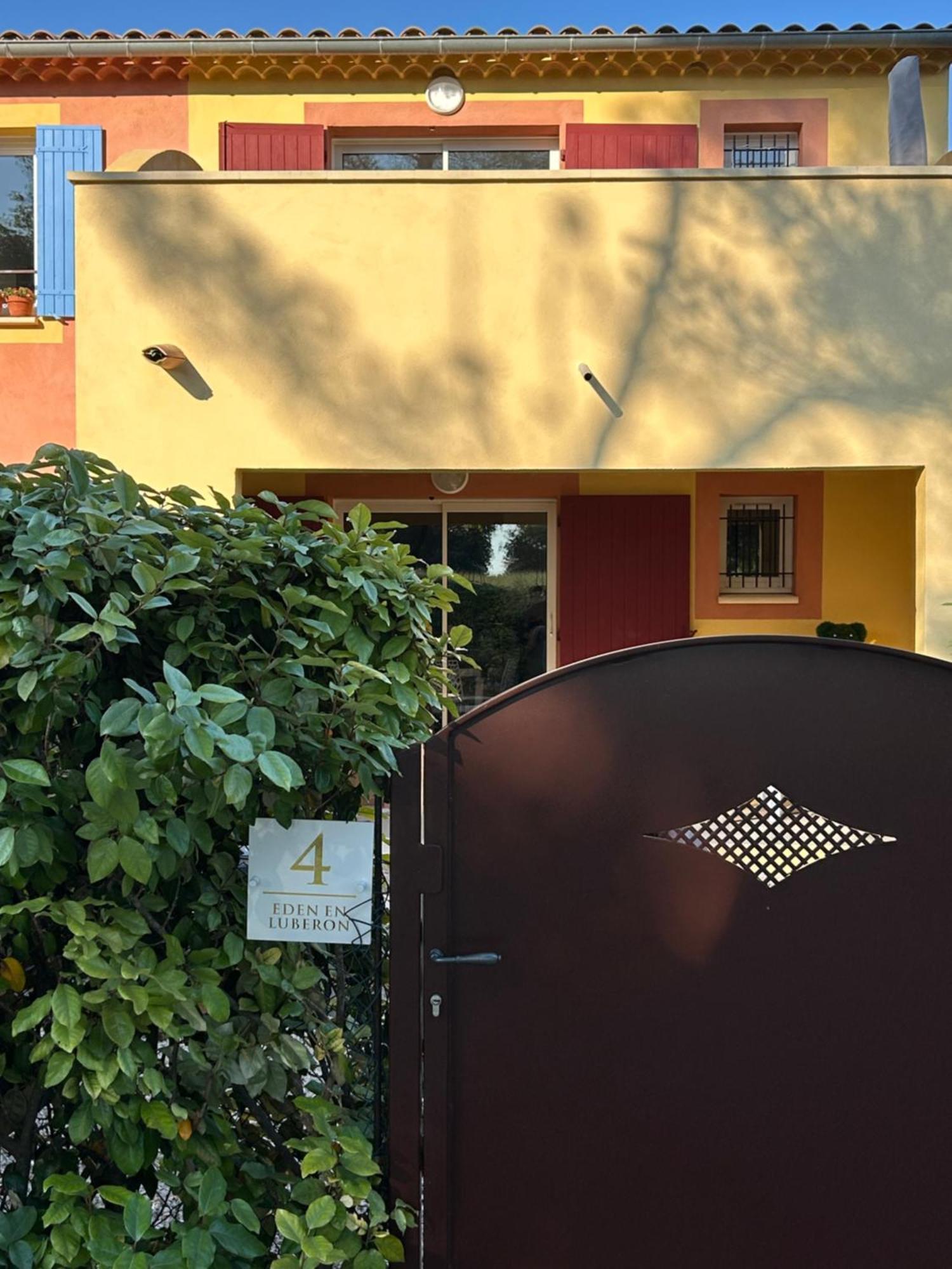 Eden En Luberon Apartment Roussillon  Exterior photo